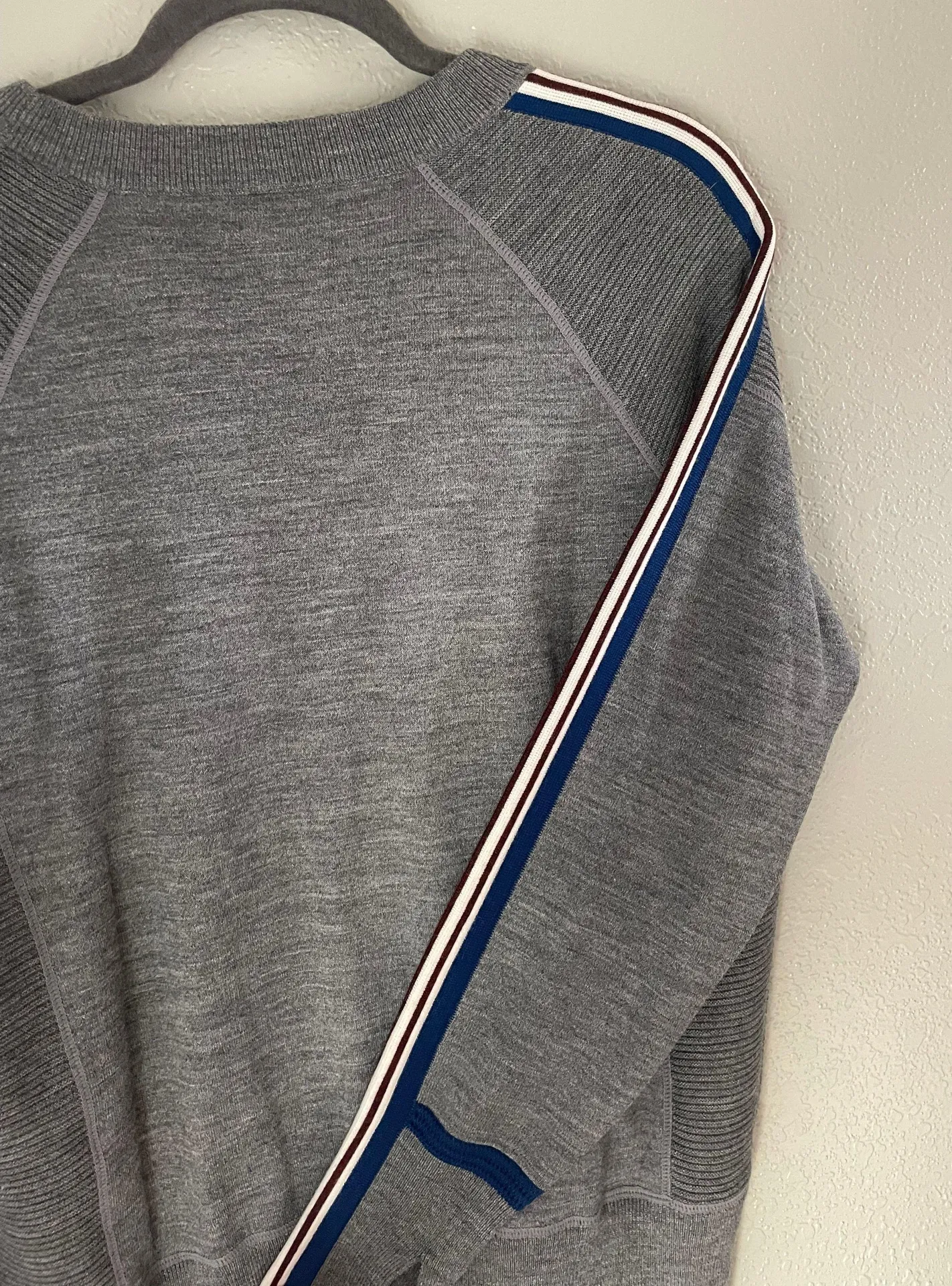 Athleta Grey  Sweatshirt - Image 3