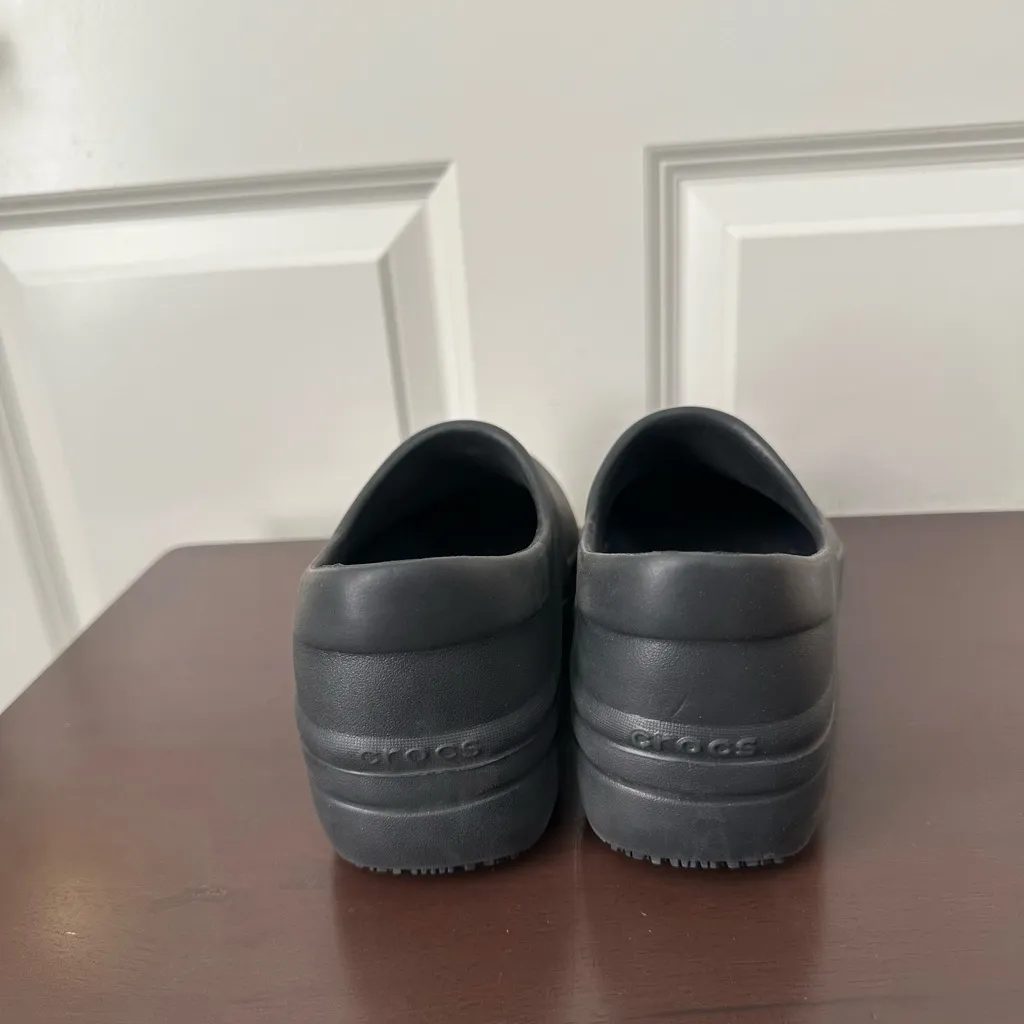 Crocs Women’s Black Neria Pro II Work Clog Size 8 - Image 4