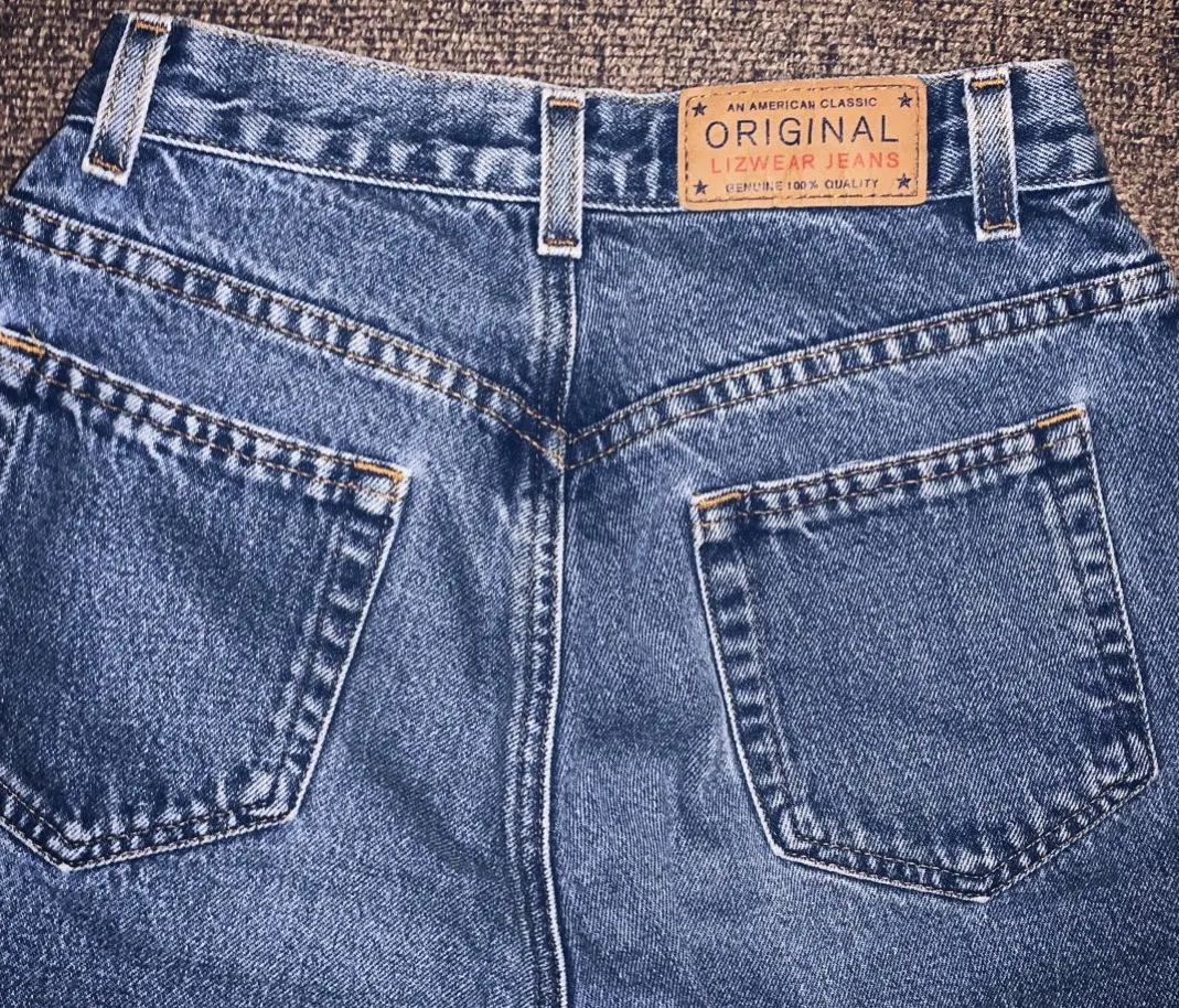 Vintage  Mom Jeans - Image 4