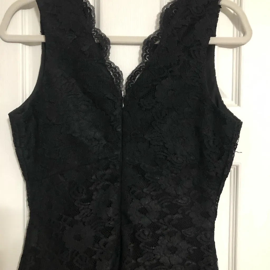 White House black market WHBM lace dress sleeveless v neck women’s 8‎ wedding - Image 8