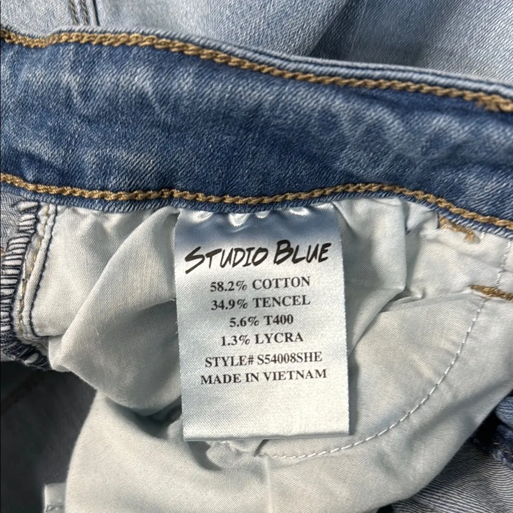 Studio Blue Distressed Raw Hem Skinny Jeans Size 30 - Image 7