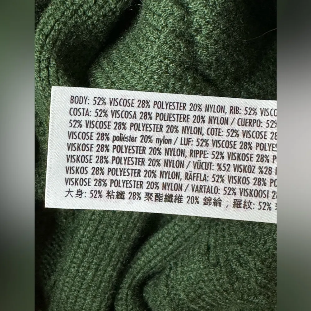 Disney Pixar Toy Story Alien Cable Knit Sweater Size S Green - Image 8