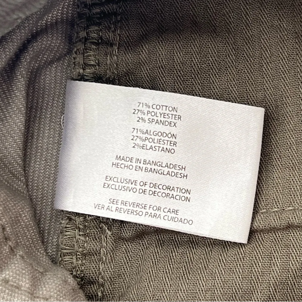 Gap Women’s Corduroy Frayed Pocket Shorts Green Size 10 - Image 4