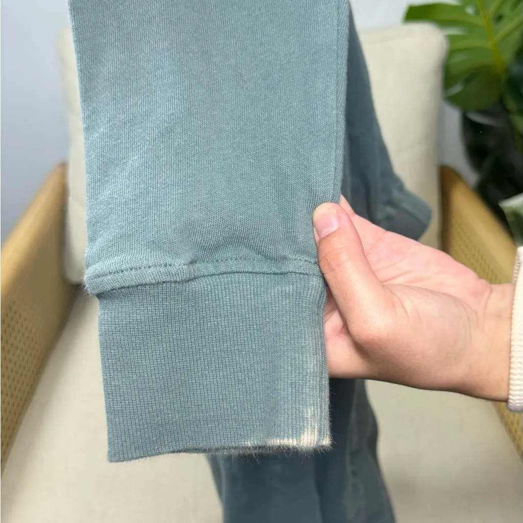 Vuori Sunnyside Pullover Size medium - Image 9