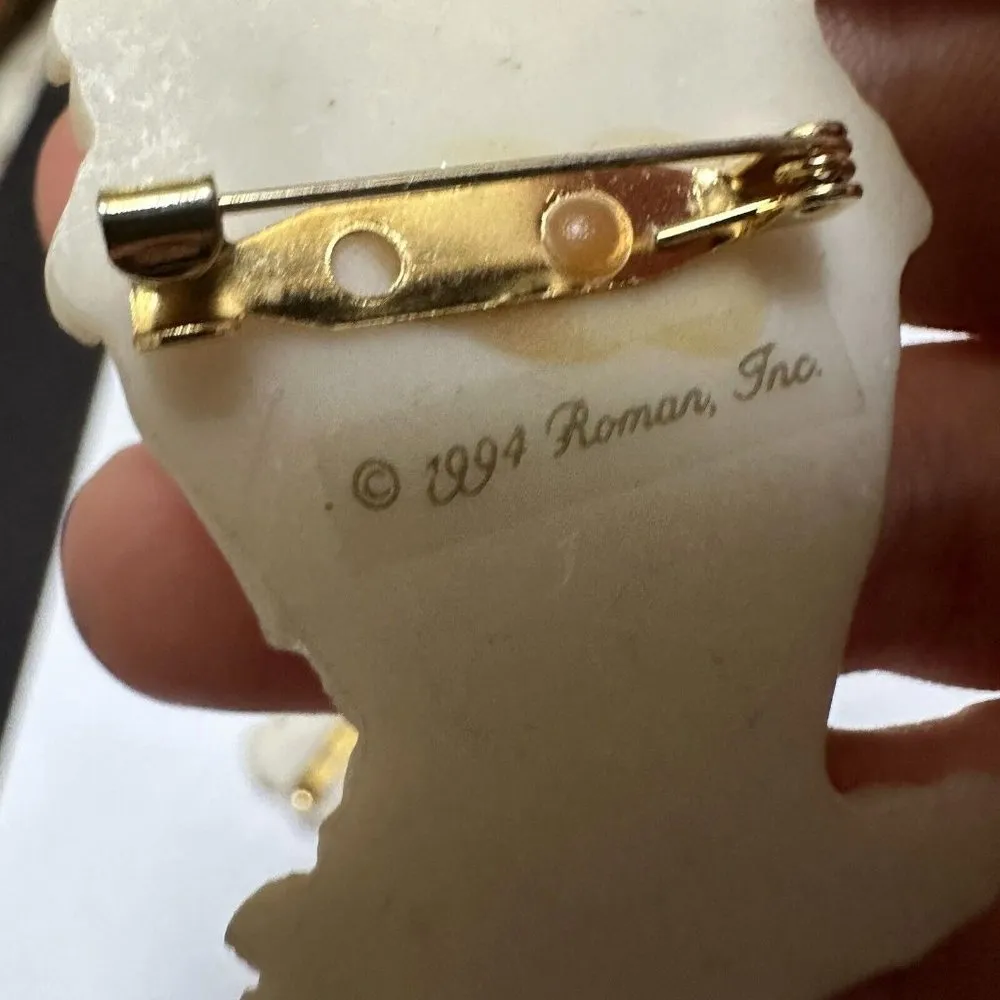 Lot Of 4 Angel Brooch Pins 3 Marked ROMAN - Image 6