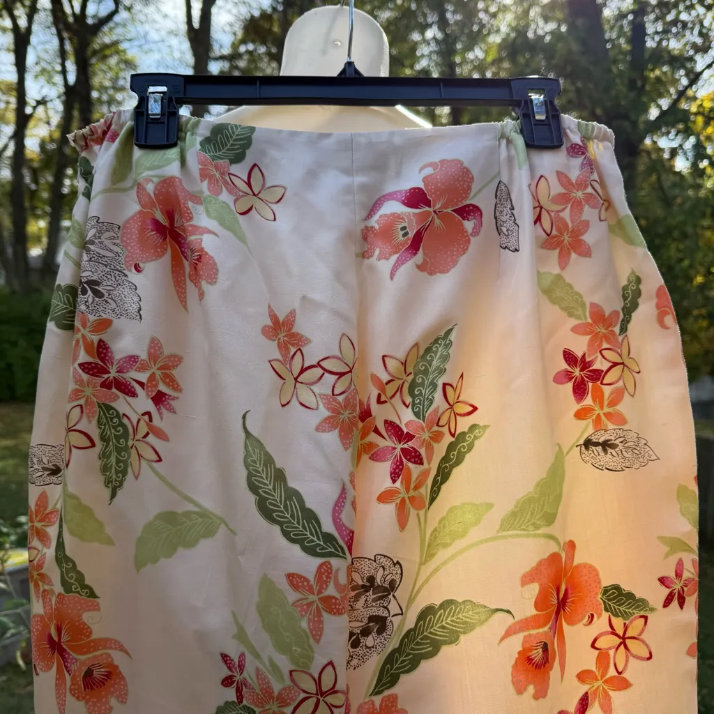 Talbots Pants Women 16 16W Cream Floral Pure Silk Side Zip Tapered High Rise - Image 6