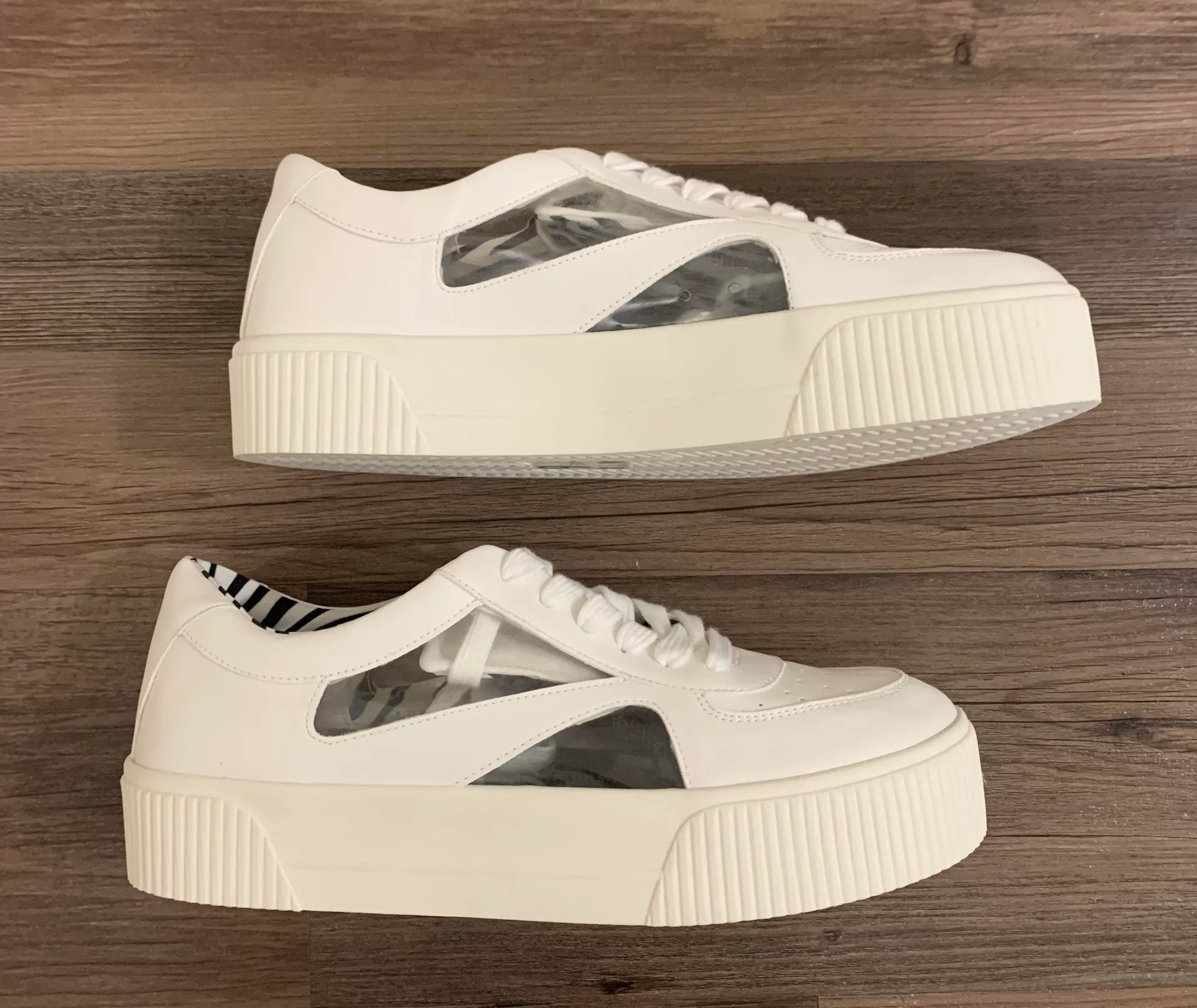 White Emmalyn Platform Sneaker Size 9.5 - Image 5