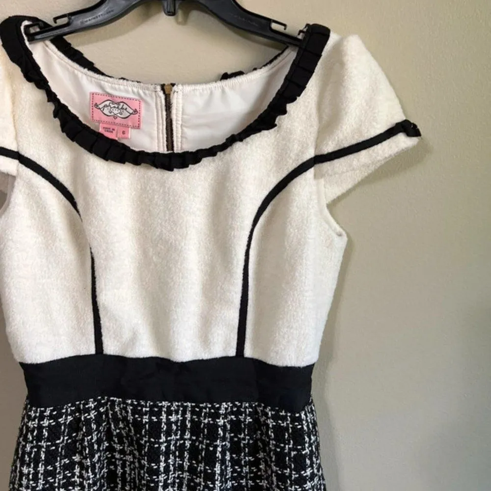 Phoebe Couture size 6 dress - Image 3