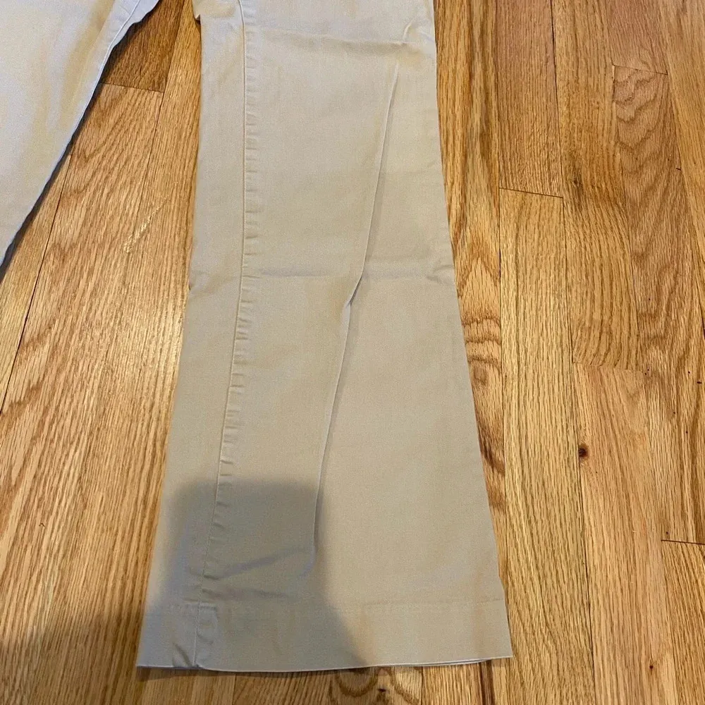 Isaac Mizrahi khaki pants size 6 - Image 2