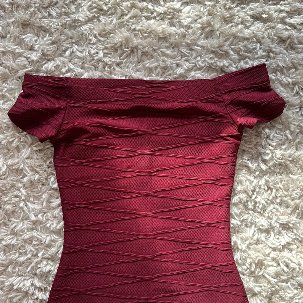 Burgundy mini dress - Image 2