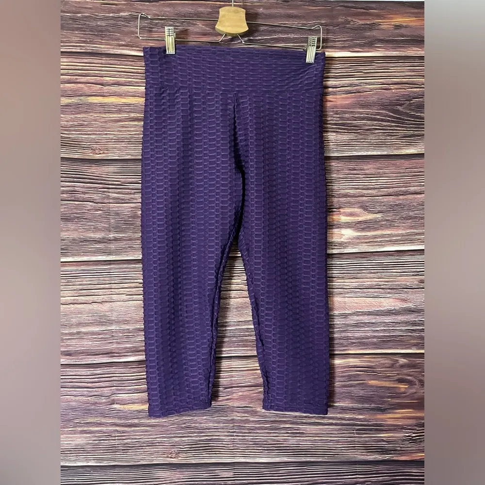 4 Pack of Amazon Leggings. Size Large! - Image 9