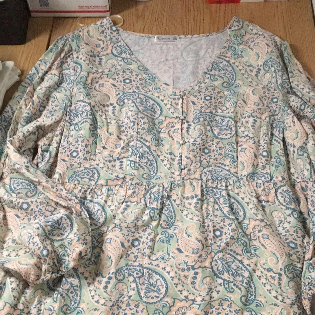 New Women’s 89th & Madison Paisley Print Lightweight Maxi Dress Size 3X Blue - Image 3