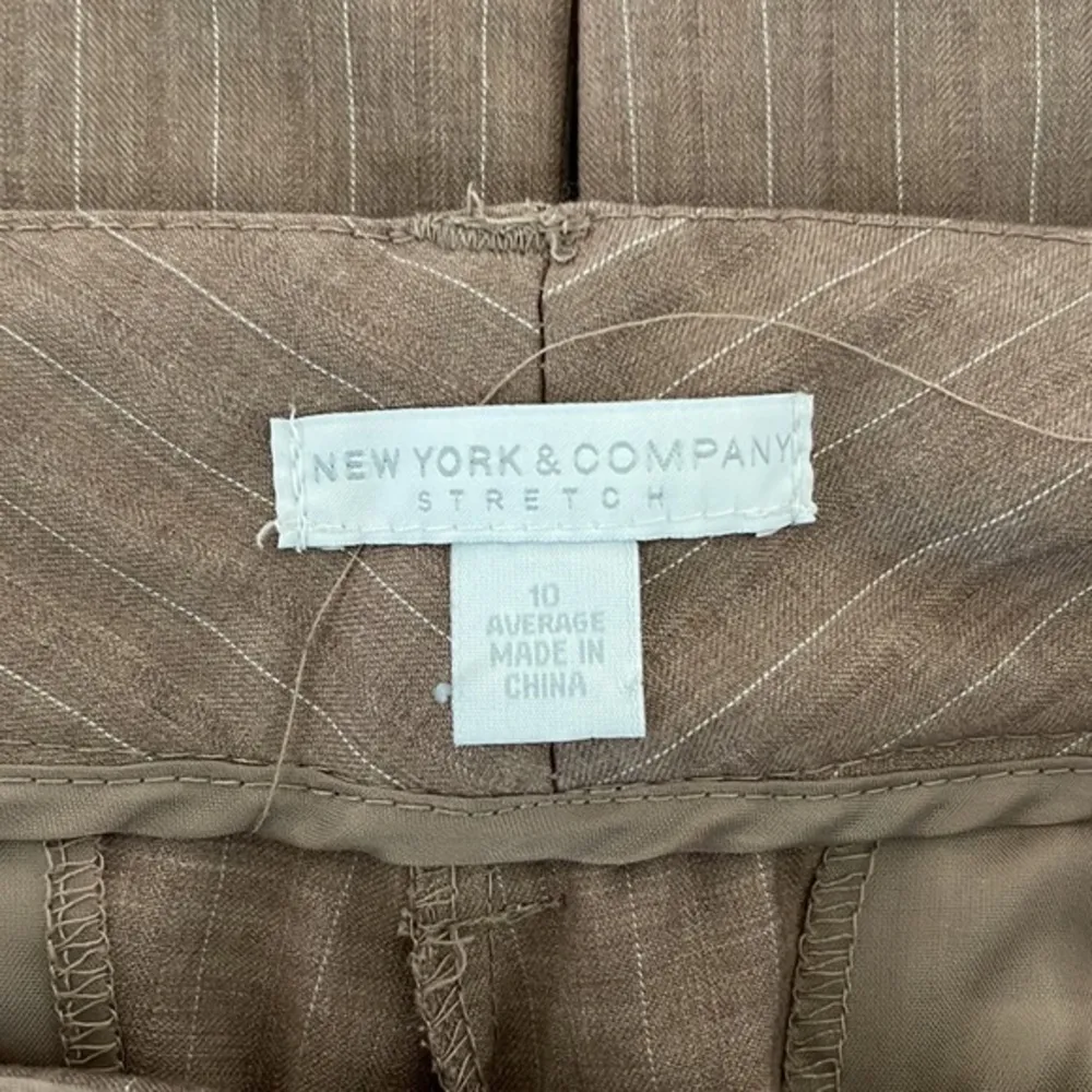 Women's NY&CO New York & Company Beige Stripe Trouser Pants Size 10 GUC #0110 Tan - Image 5