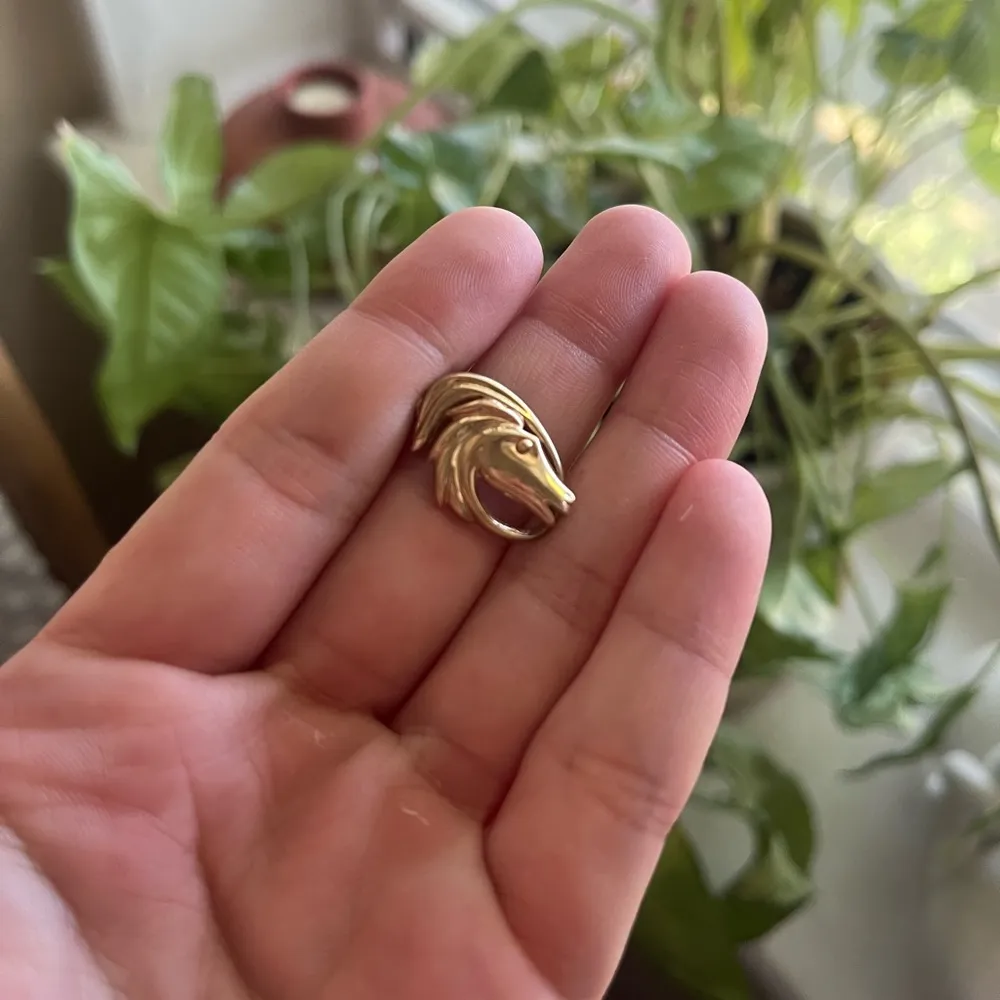 Vintage 14k gold Equestrian horse head earrings - Image 4