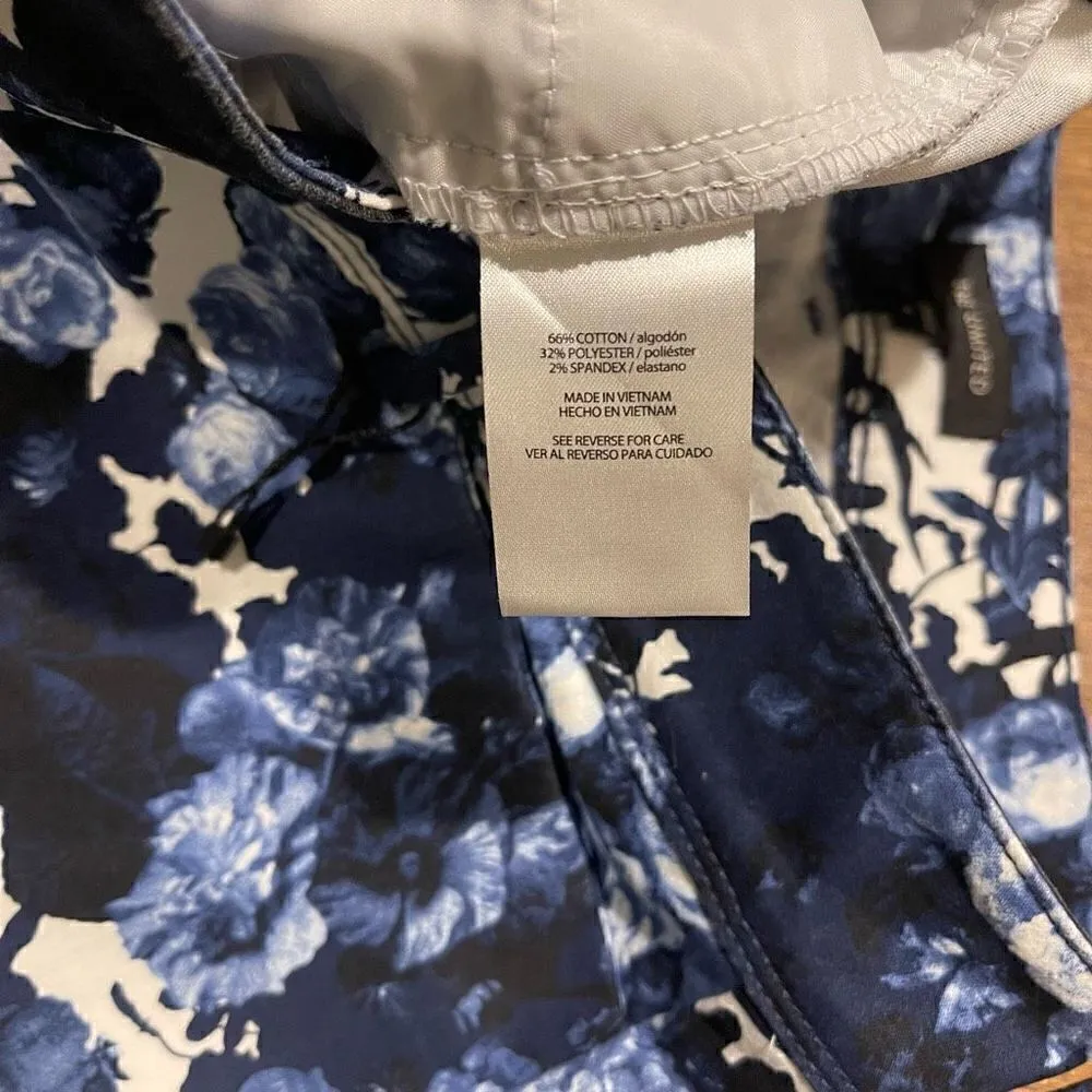 NWOT The Limited Floral Shorts - Image 4