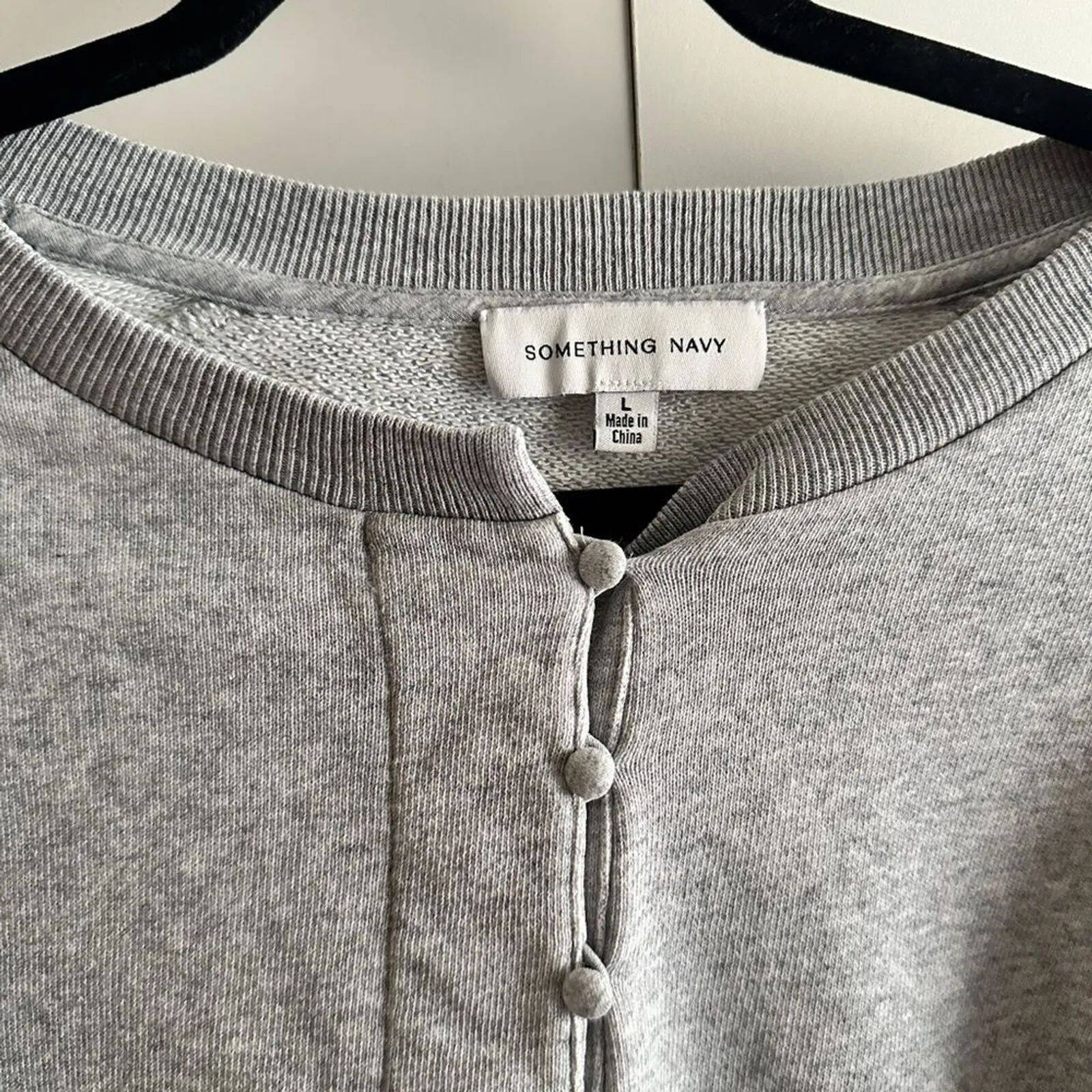 Something Navy Size Large Gray Ruffle Round Neck Sweater Cozy Casual Chic Lounge - Image 3