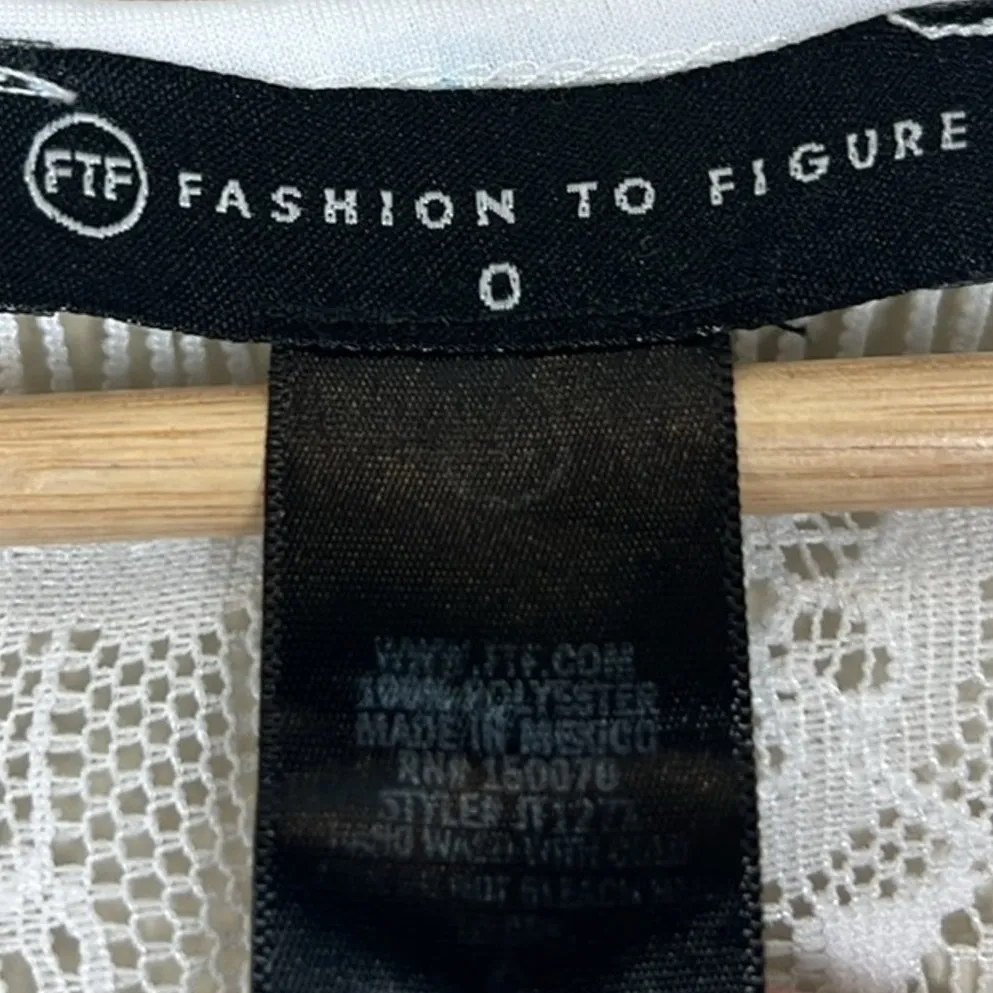 Fashion to Figure Swimsuit Coverup Womens 0X White Boho Floral Lace Tropical - Image 4