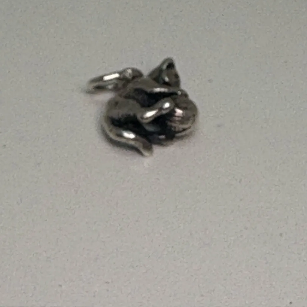 James Avery  Retired 3D cat With Ball Of Yarn Charm - Image 5