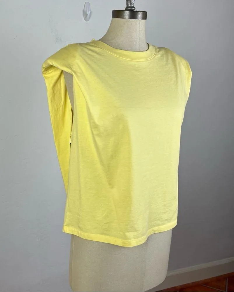 Aritzia Babaton Padded Pale Yellow Shirt - Image 2