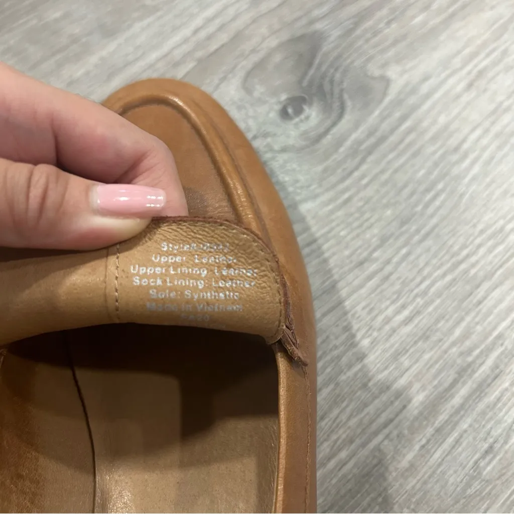 Madewell Elinor Tan Leather Loafer Size 9 - Image 4