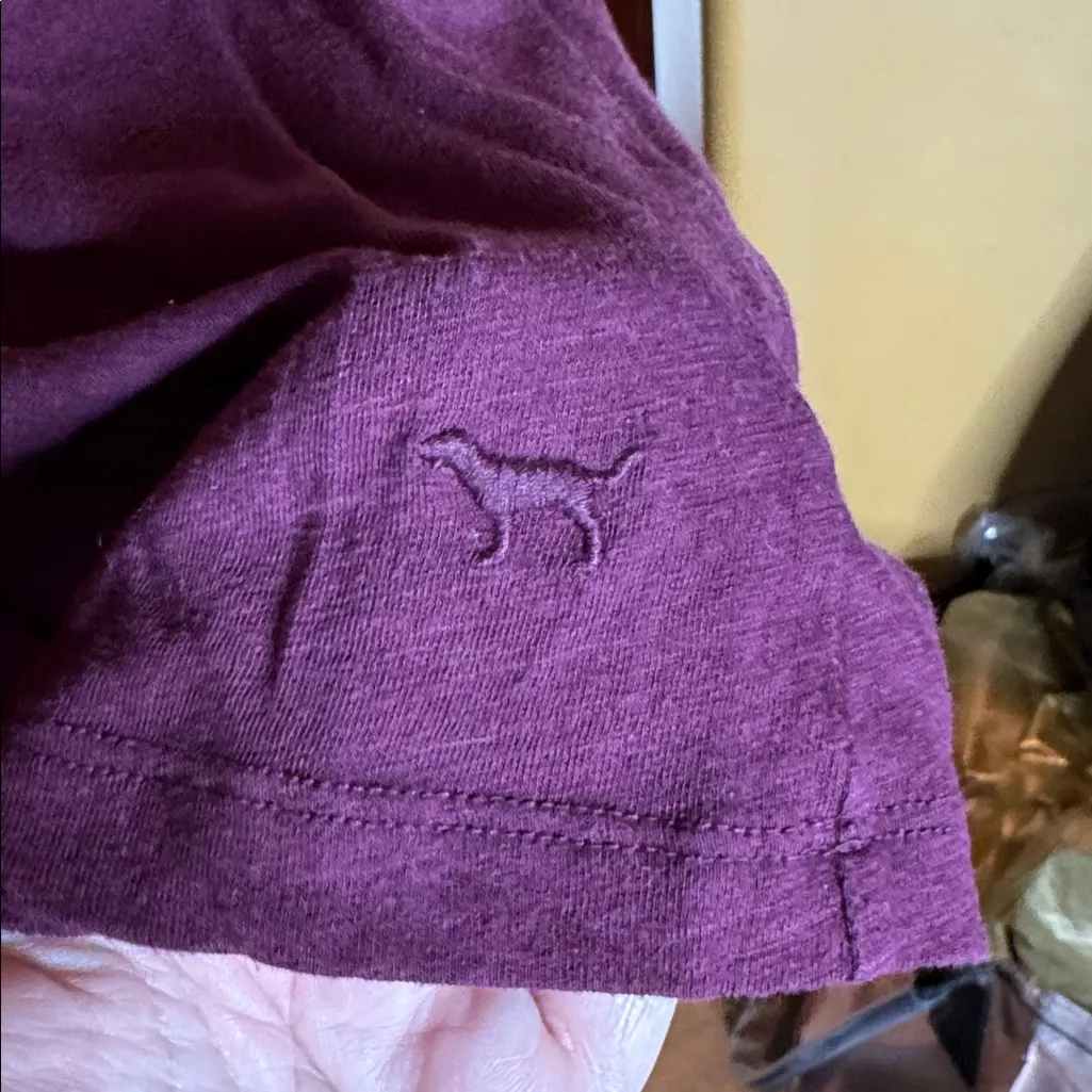 PINK Victoria's Secret Maroon Purple V Neck Tee Size Small - Image 3