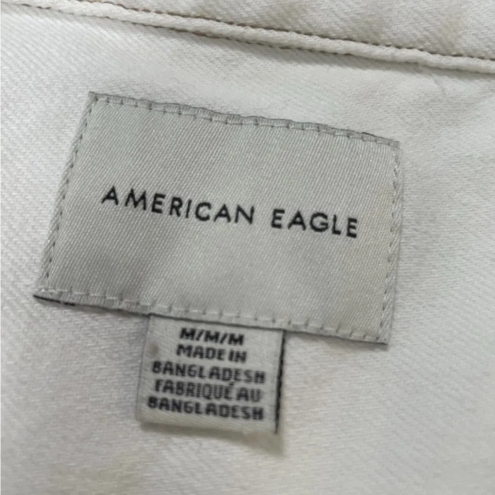 American Eagle Woman’s M Shacket Oversized Off White Denim button down Shirt‎ - Image 3