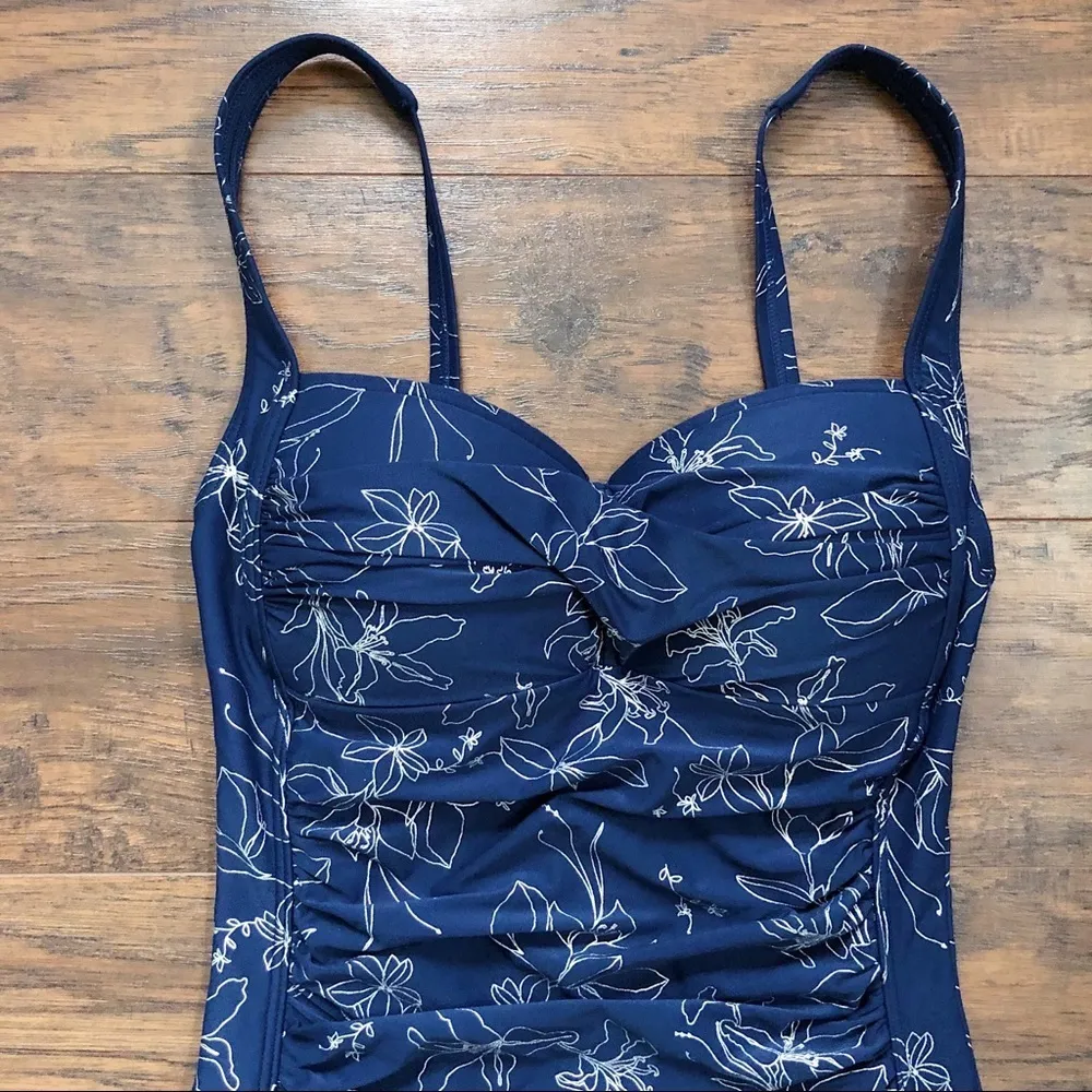 Niptuck Swim • Joanne one piece swimsuit Garden Line Foil navy silver floral Blue Size 4 - Image 4
