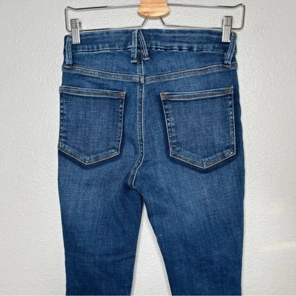 Good American good legs crop medium wash distressed skinny jeans size 2/26 - Image 3