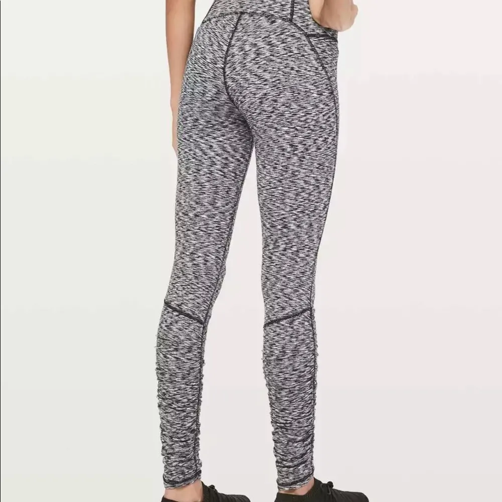 Lululemon Ready to Rulu tights size 4 space dye ruched sweat wicking hidden pckt - Image 3