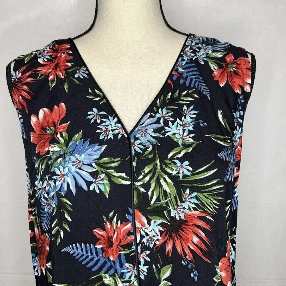 Les Serein Floral V-Neck Sleeveless Stretch Tank Blouse Stitch Fix Size M - Image 2