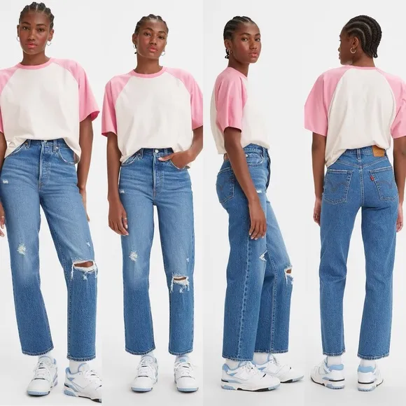 Levi’s Ribcage Straight Jeans Super High Rise 25x27 Light Wash - Image 2