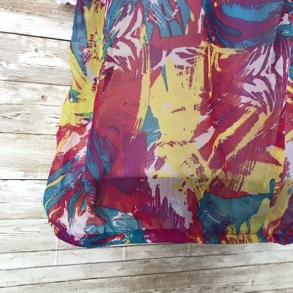 Multi colored halter blouse XL - Image 4