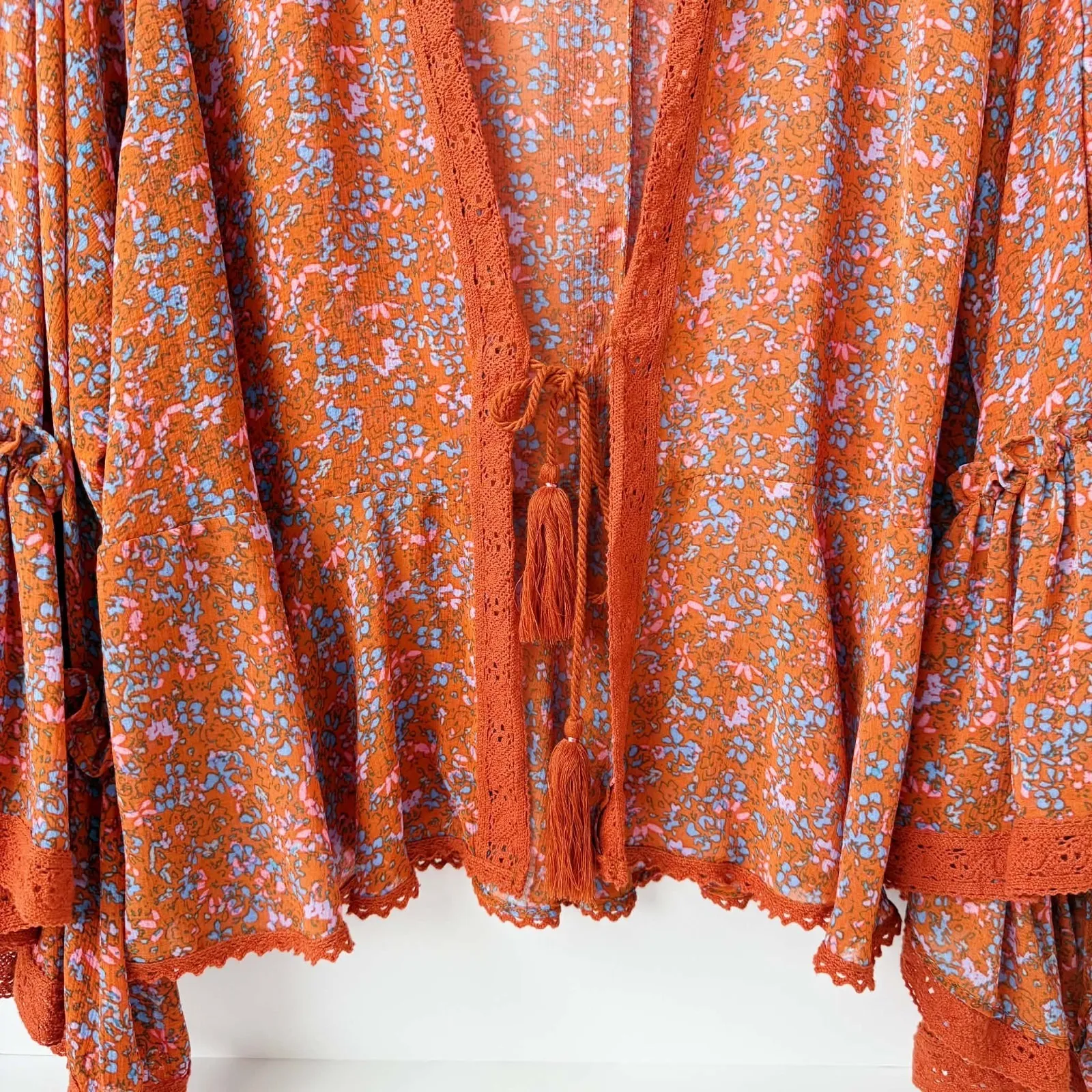 Free People Lola Kimono Wild Red Ditsy Floral Tassel Tie Front Bell Sleeves XS - Image 3
