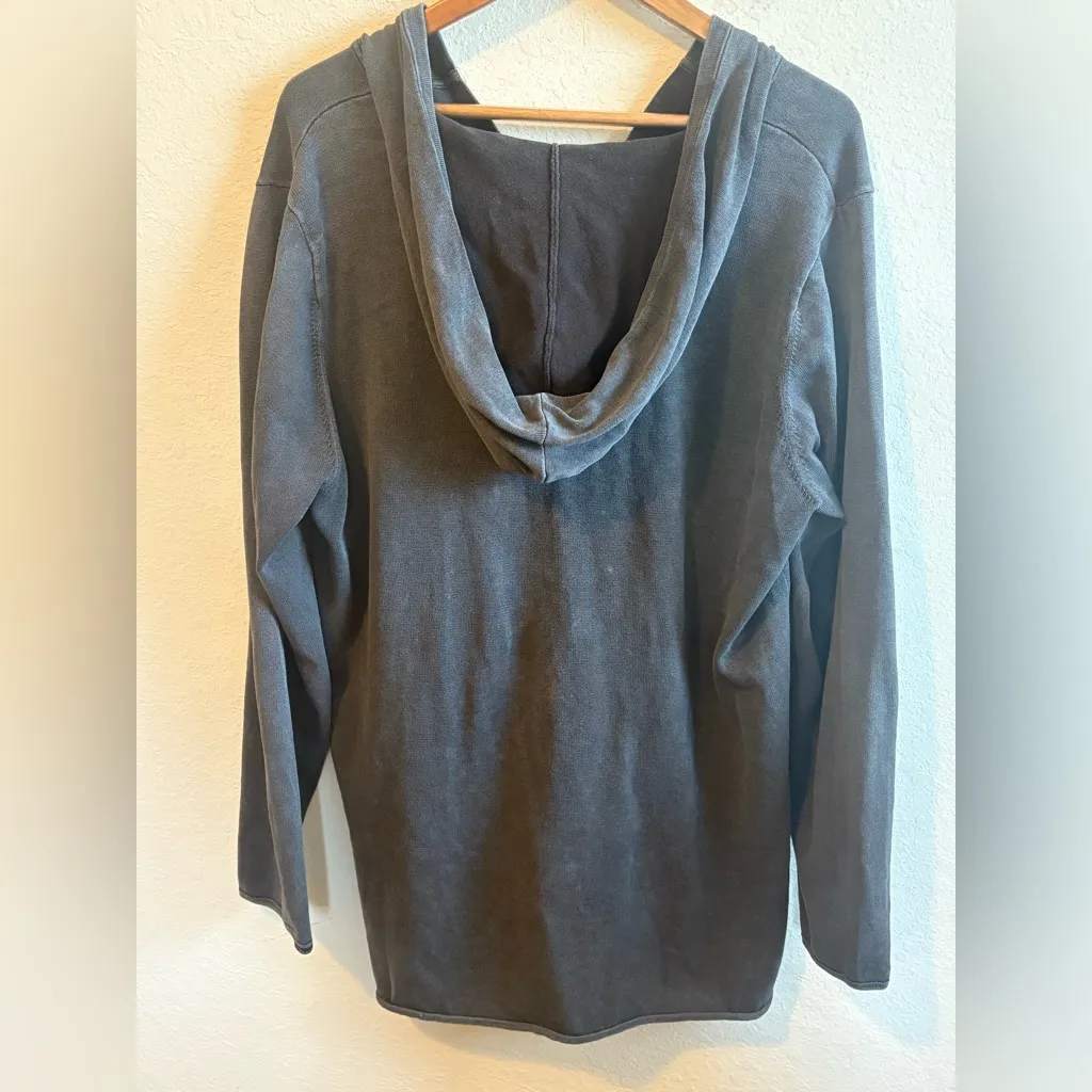 Barefoot Dreams Sunbleached 100% Cotton Bonfire Hoodie Faded Black 1X - Image 4