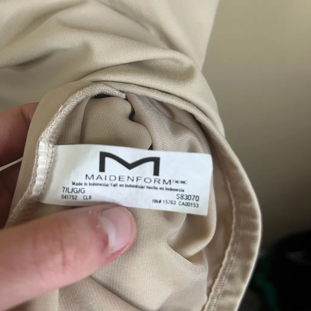 Maidenform Womens Nude Shapewear Size Large NEW Pullover Stretch‎ Office Career - Image 4