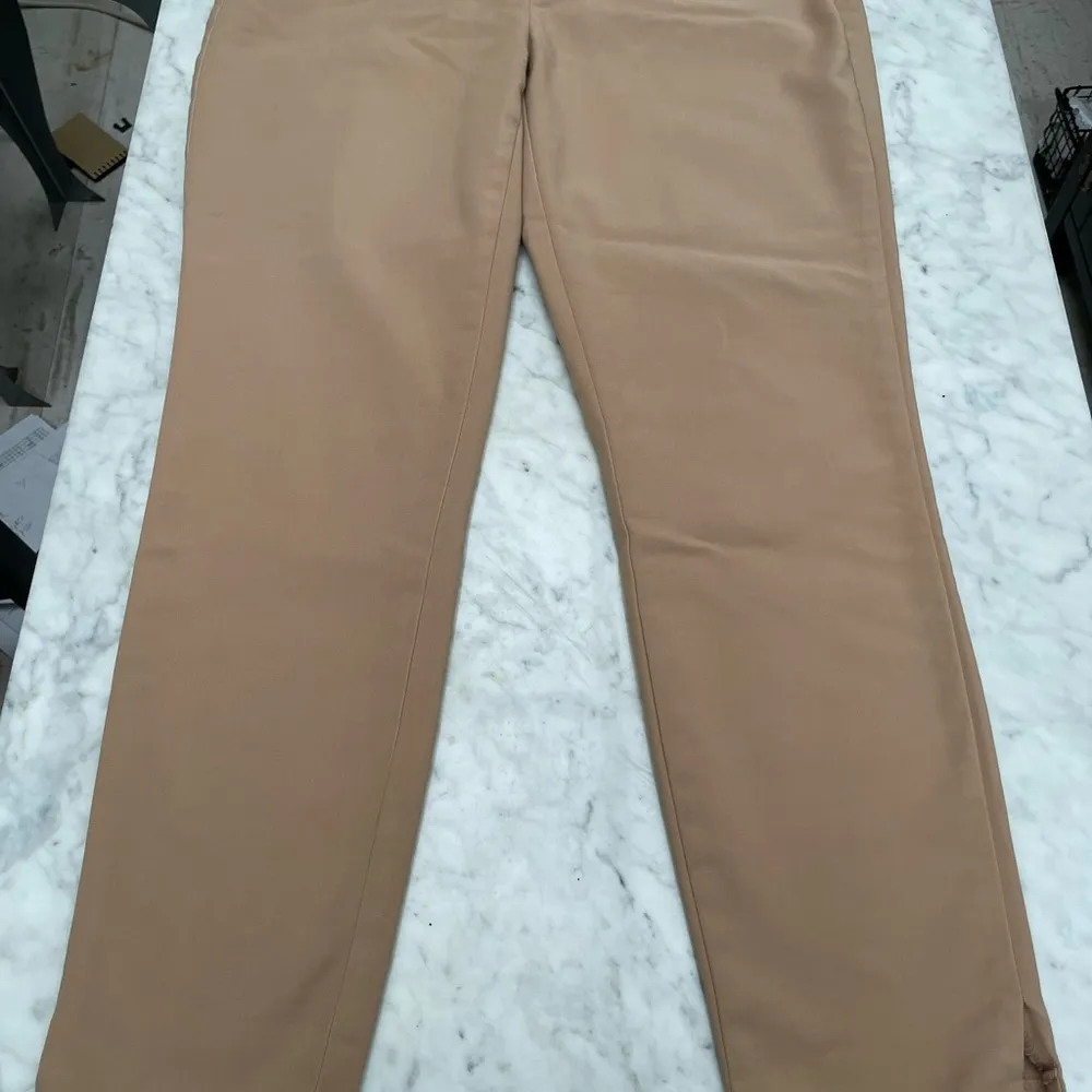Ivanka Trump Woman’s  pants - Image 2