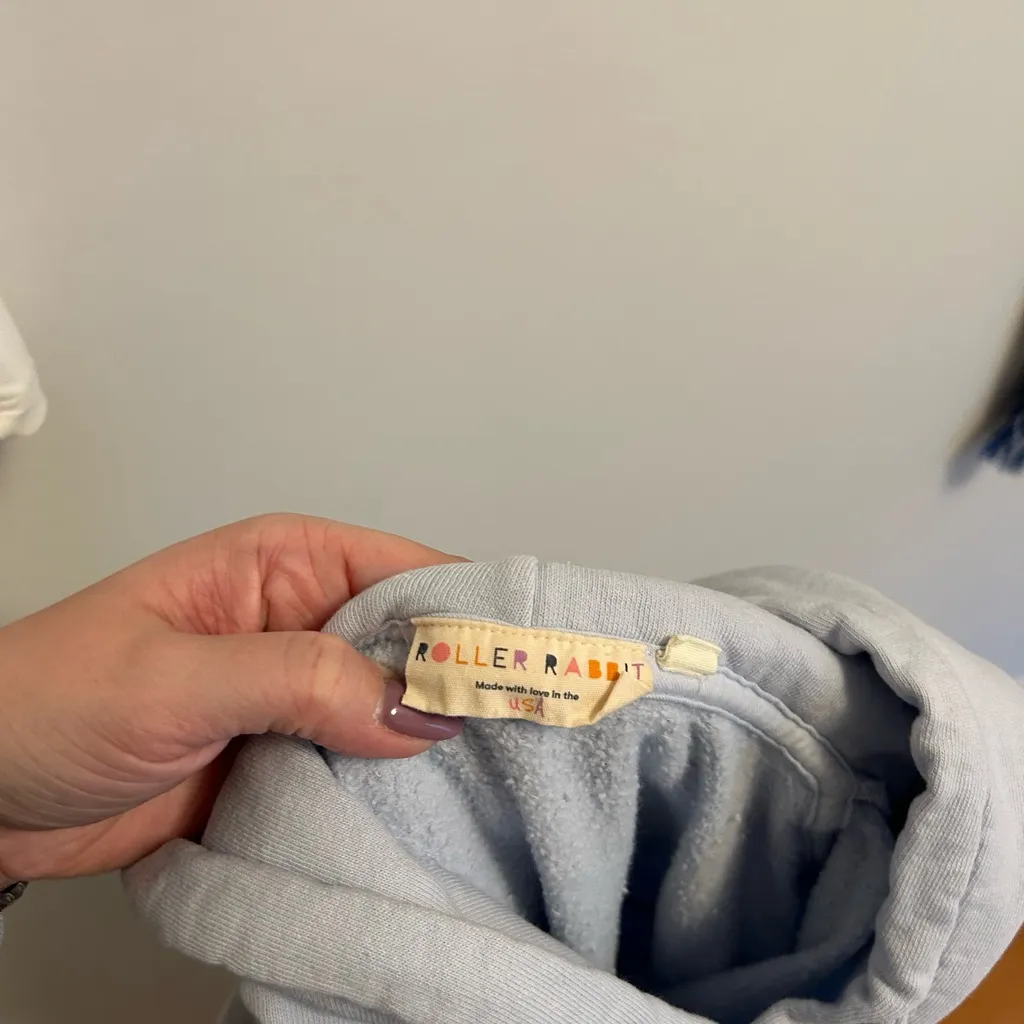 Roller Rabbit Monkey in the City Hoodie in Light Blue size Small (S) - Image 7