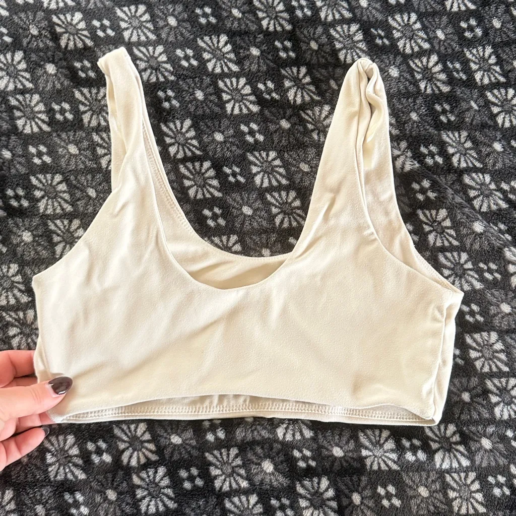YoungLA Sportsbra Size XS - Image 4