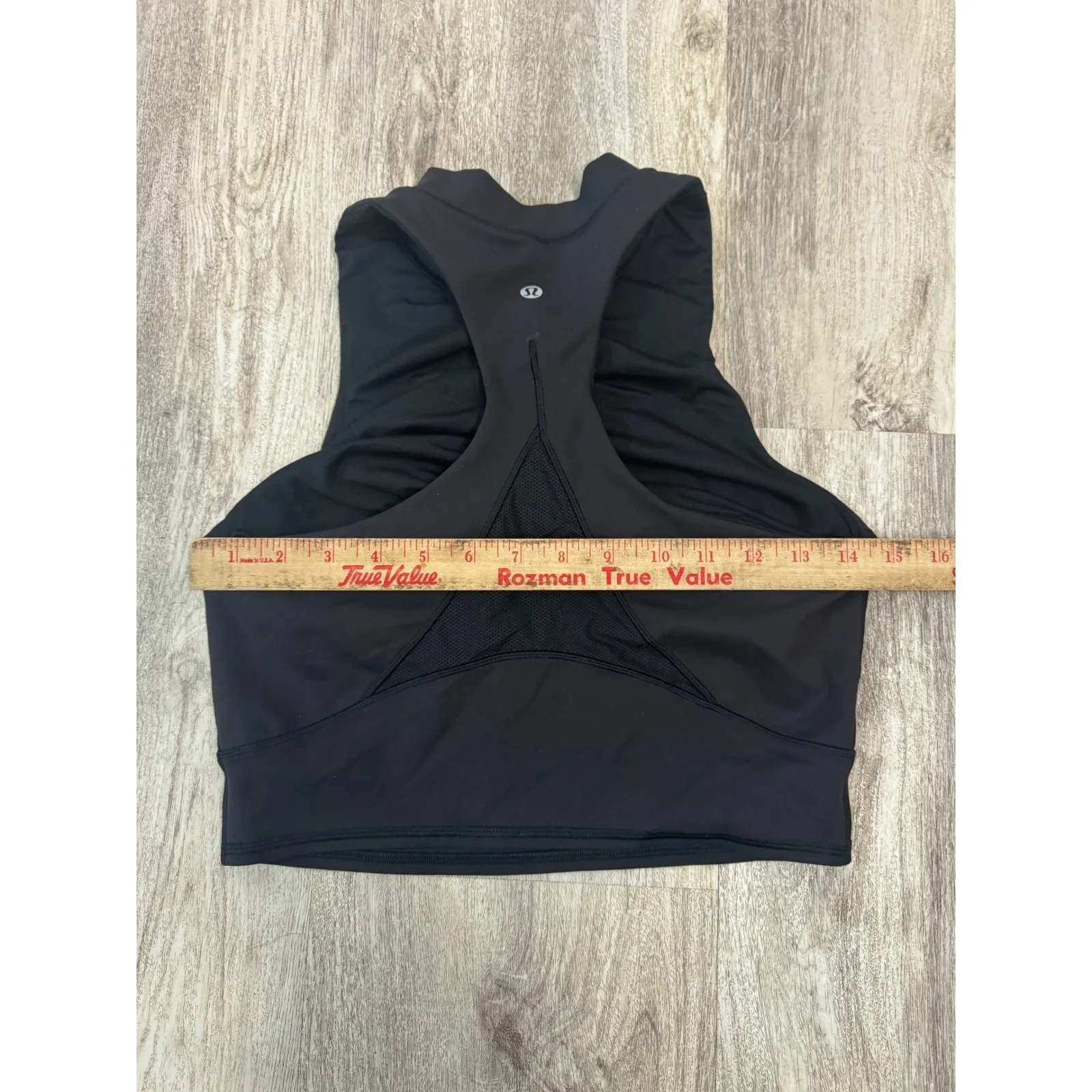 Lululemon Everlux and Mesh Cropped Tank.  Top Size 8 - Image 4