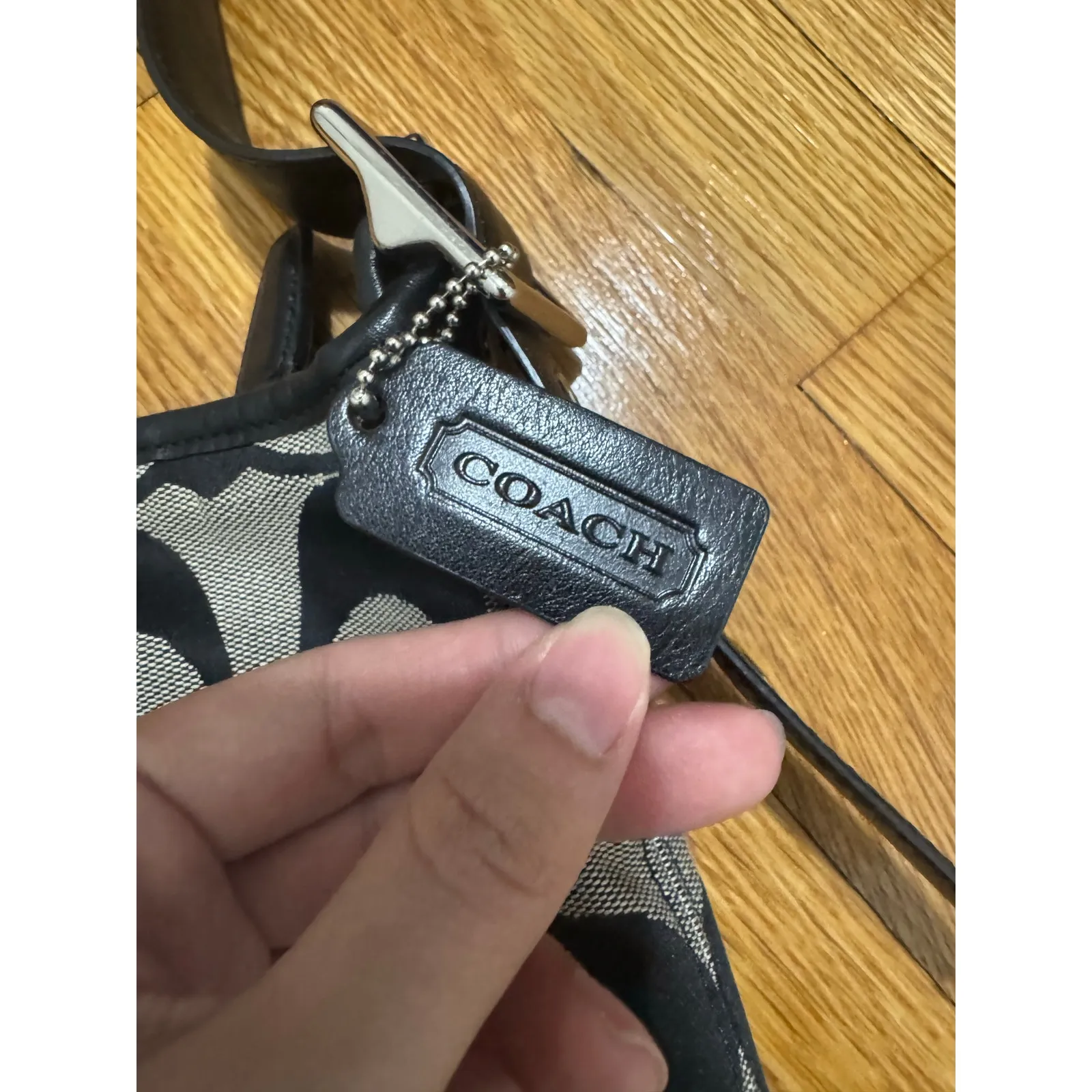 Coach Legacy Signature C Duffle Hobo Bag Tote Purse Black logo shoulder bag - Image 6