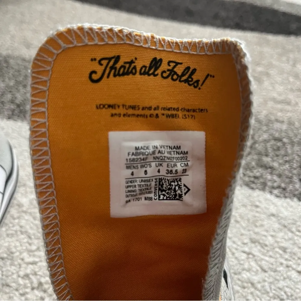 Looney Tunes X Chuck Taylor High Top - Image 6