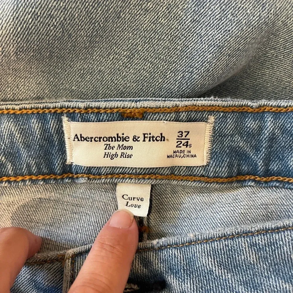 NWT! Abercrombie & Fitch Curve Love high rise Mom jeans 37/24 - Image 7