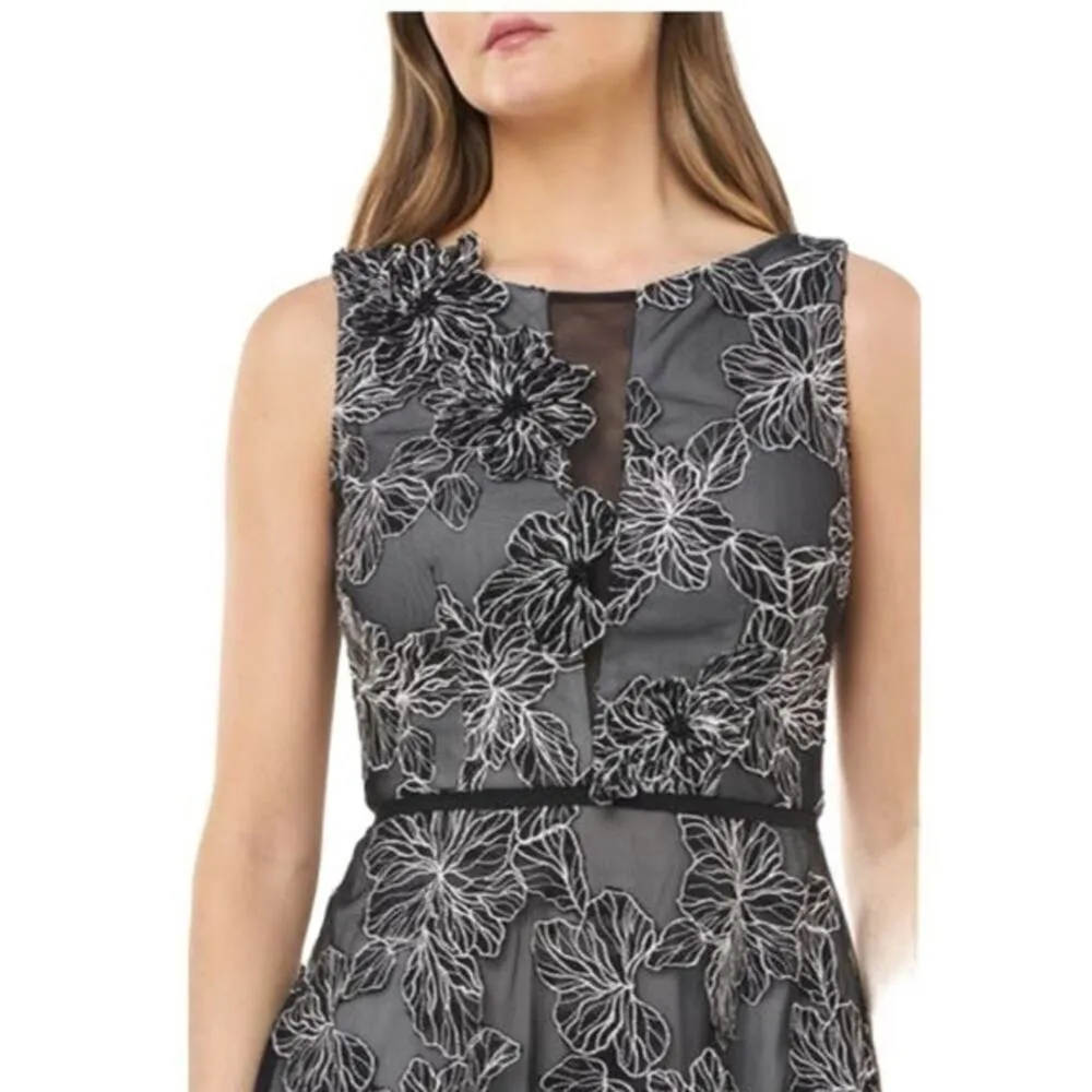 Carmen Marc Valvo Infusion Floral Embroide… - Image 3