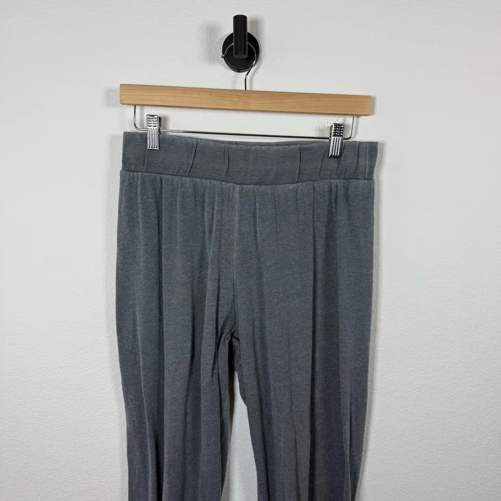 Spiritual Gangster Women’s Grateful Embroidered Joggers in Grey Size S - Image 5