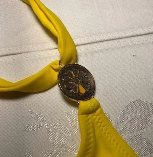 Yellow swim suit flower metal studs Medium - Image 10