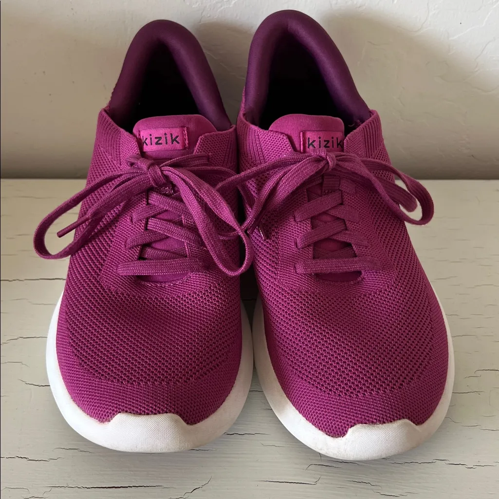 Kizik Athens Hands - Image 2