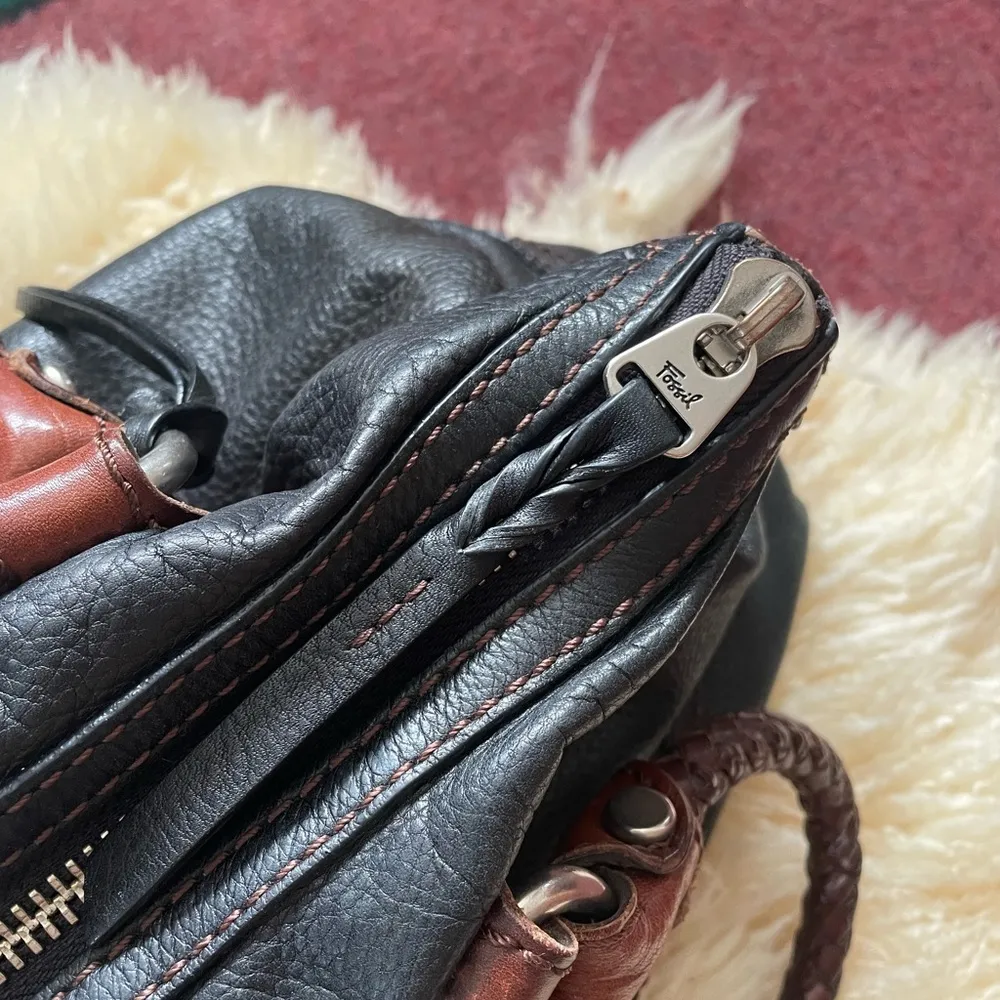 EUC Fossil Pebbled Leather 2 Tone Double Braided handled Satchel Tote - Image 10