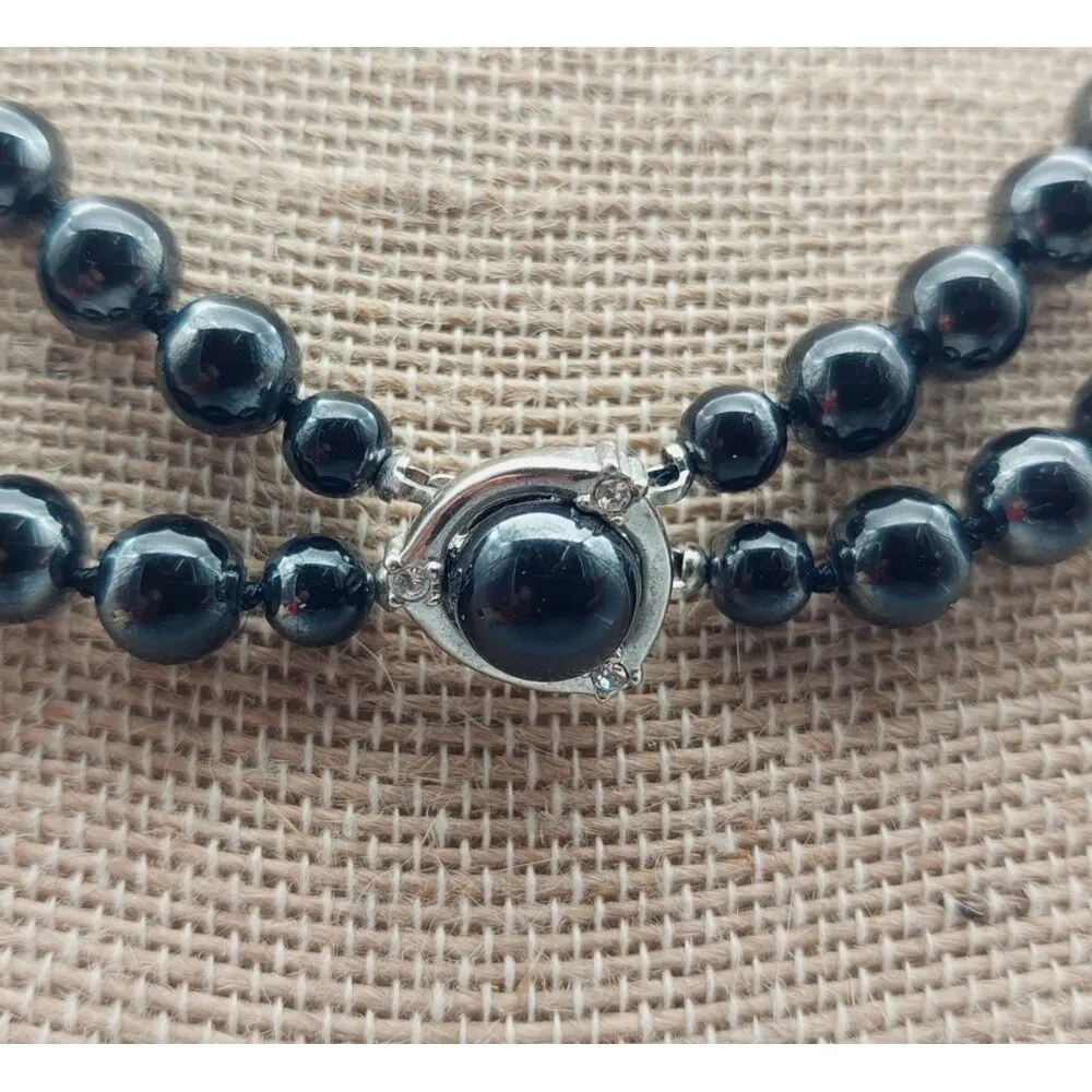 Vintage Black Glass Bead Double Strand Necklace Hidden Silver Tone Clasp 17 Inch - Image 3