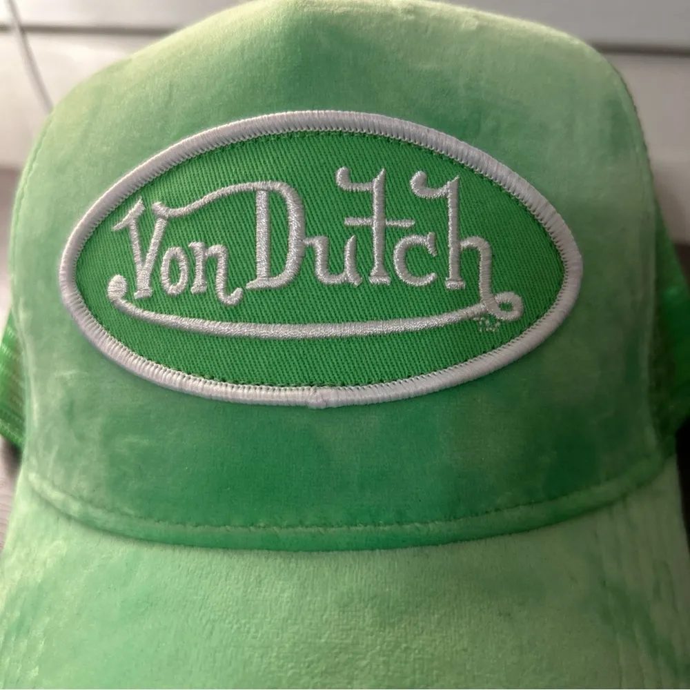Von Dutch  Trucker Hat Lime Green Velvet Embroidered Logo Patch Snapback Cap - Image 3