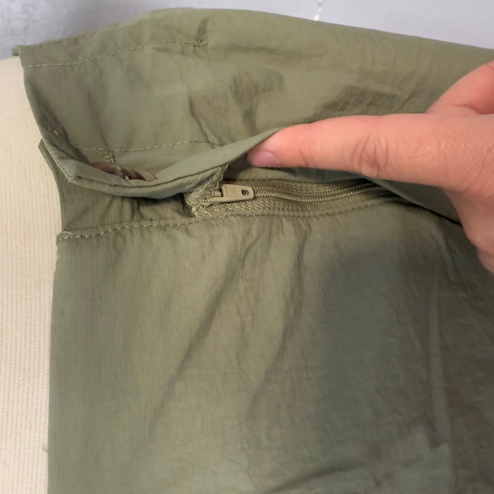 Know One Cares Nylon Cargo Pants In Olive, S - Image 3